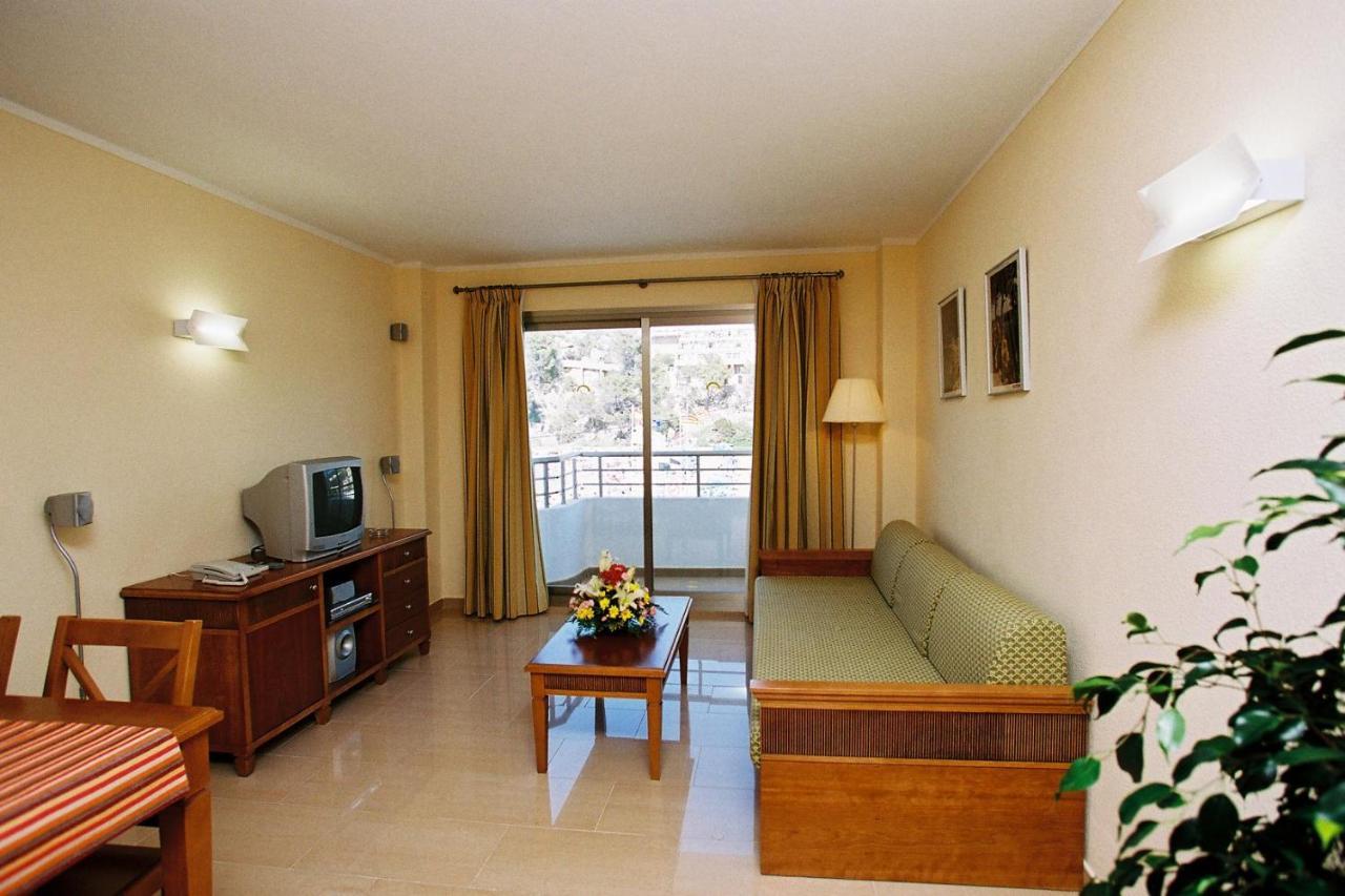 Apartamentos Balansat Port de Sant Miguel Экстерьер фото
